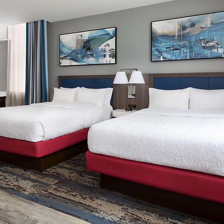 Hampton Inn & Suites Baltimore Inner Harbor מראה חיצוני תמונה